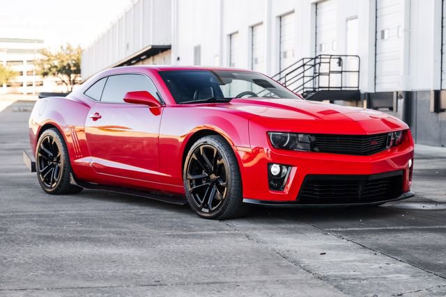 Used 2010 Chevrolet Camaro SS w/ RS Package image 7