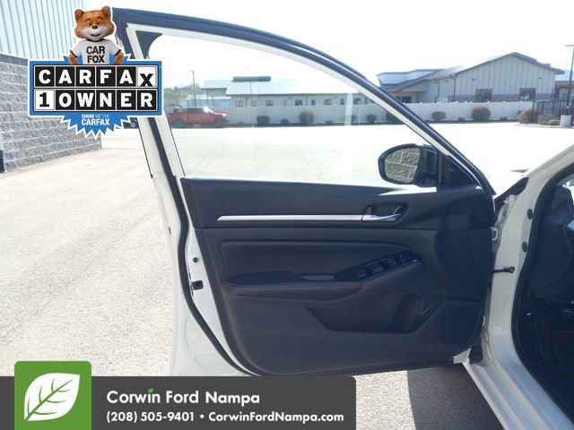 Used 2024 Nissan Altima 2.5 SR image 10