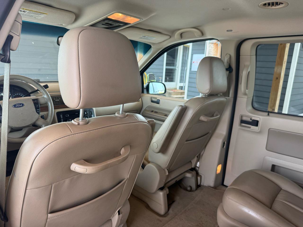 Used 2005 Ford Freestar SEL FWD image 49