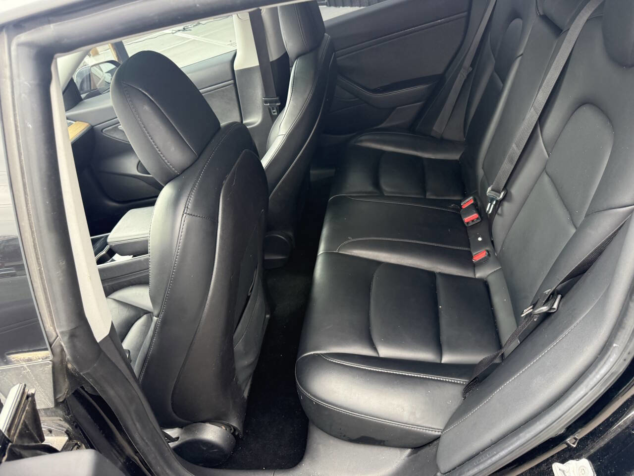 Used 2019 Tesla Model 3 Standard Range Plus image 16