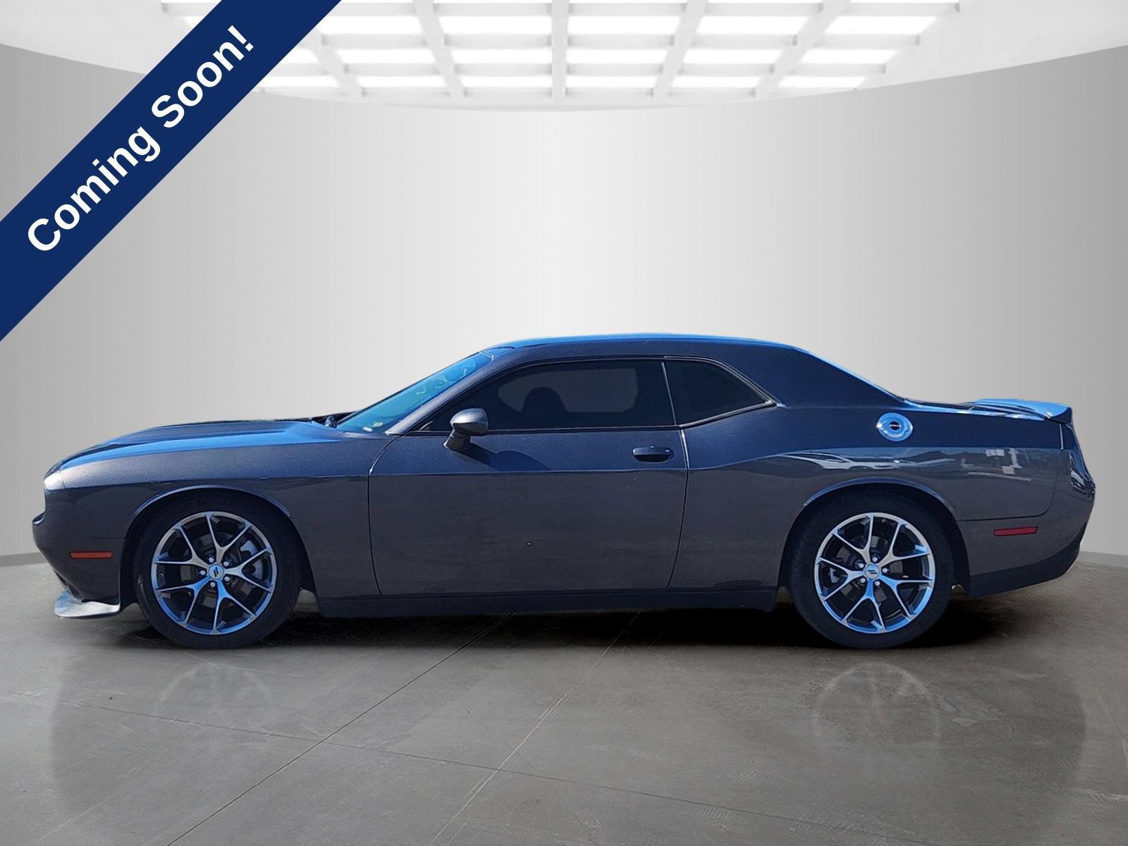 Used 2022 Dodge Challenger GT RWD image 4