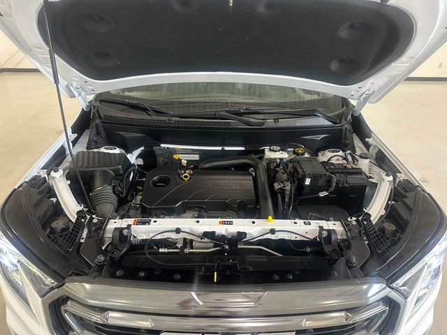 Certified 2023 GMC Terrain AT4 w/ Infotainment Package II AWD/4WD image 33