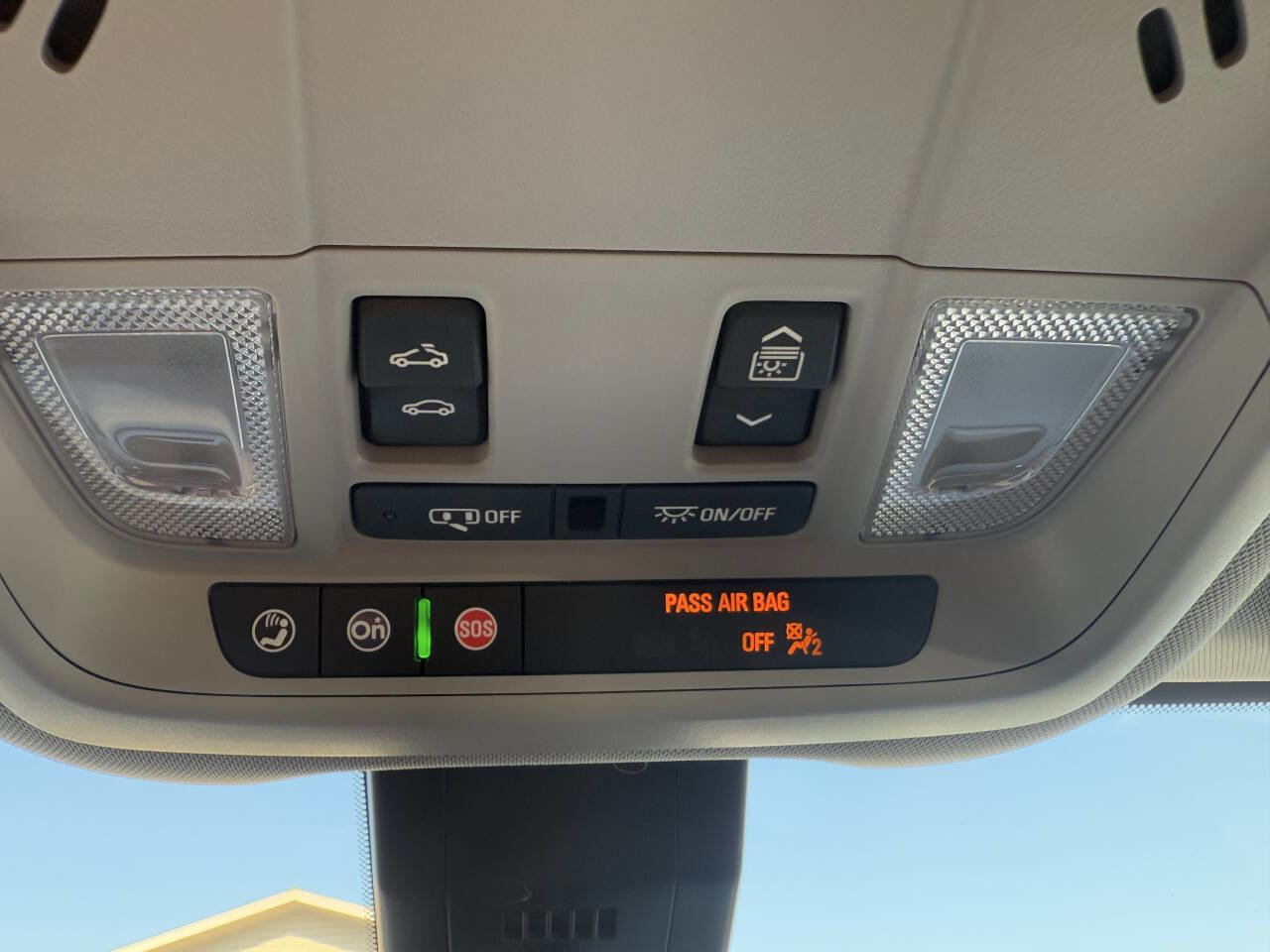 Used 2022 GMC Terrain SLE w/ Driver Convenience Package image 35