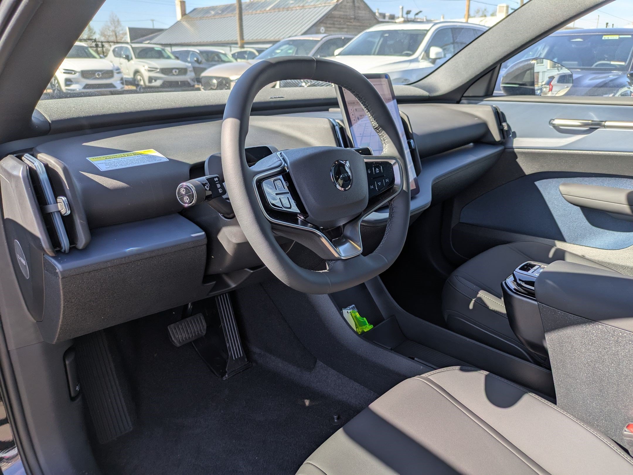 New 2026 Volvo EX30 Plus w/ Climate Package AWD/4WD image 10