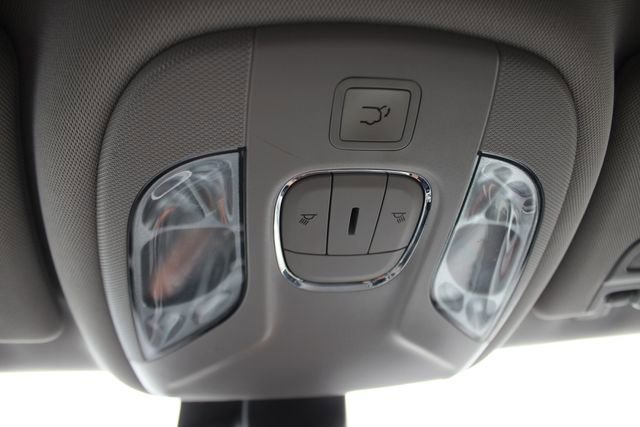 Used 2022 Jeep Compass Latitude w/ Convenience Group image 12