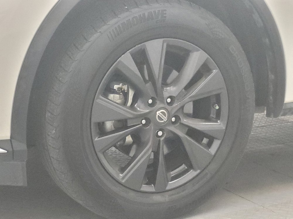 Used 2018 Nissan Murano SV w/ Premium Package FWD image 31
