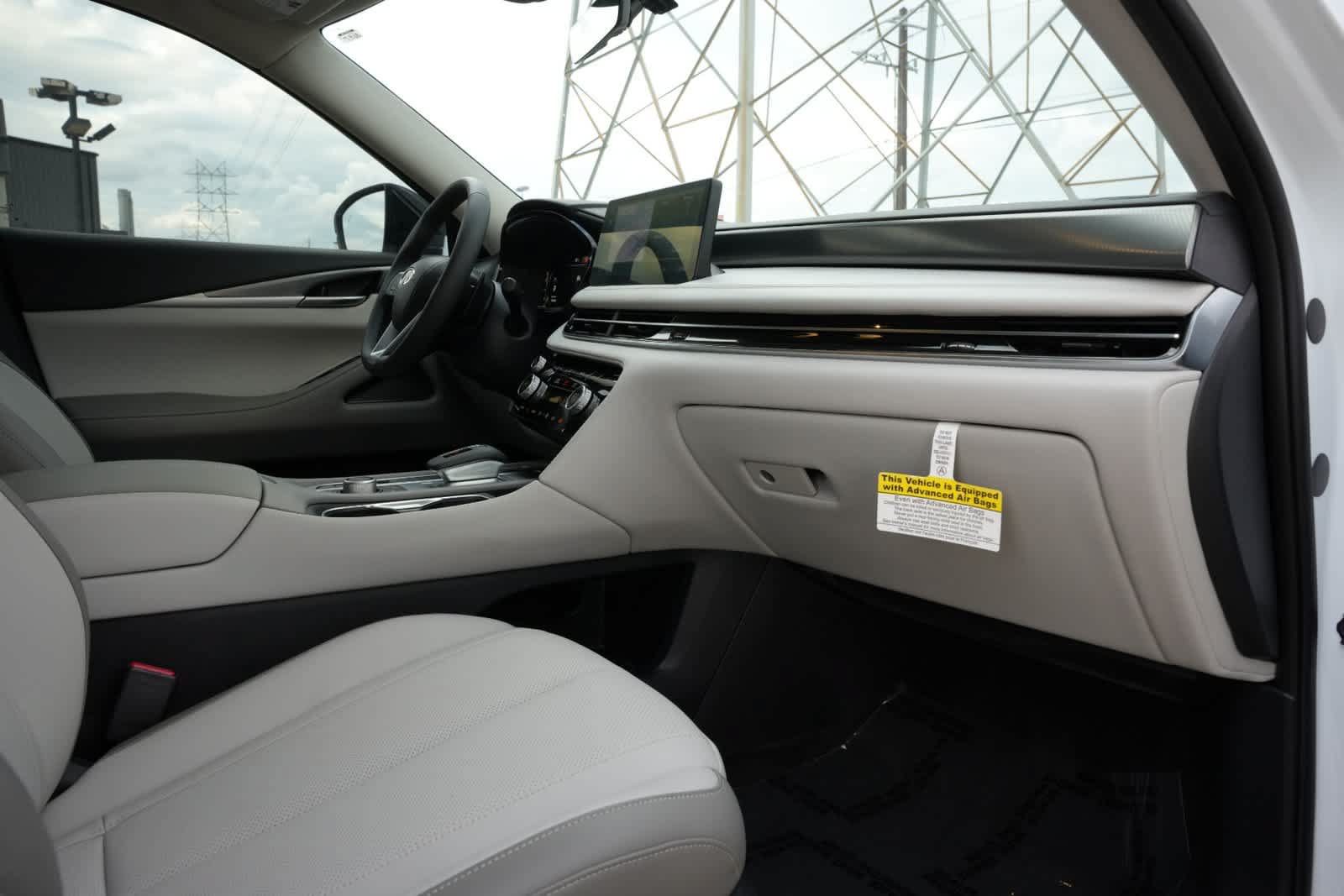 Certified 2027 INFINITI QX60 Pure w/ Cargo Package FWD image 21