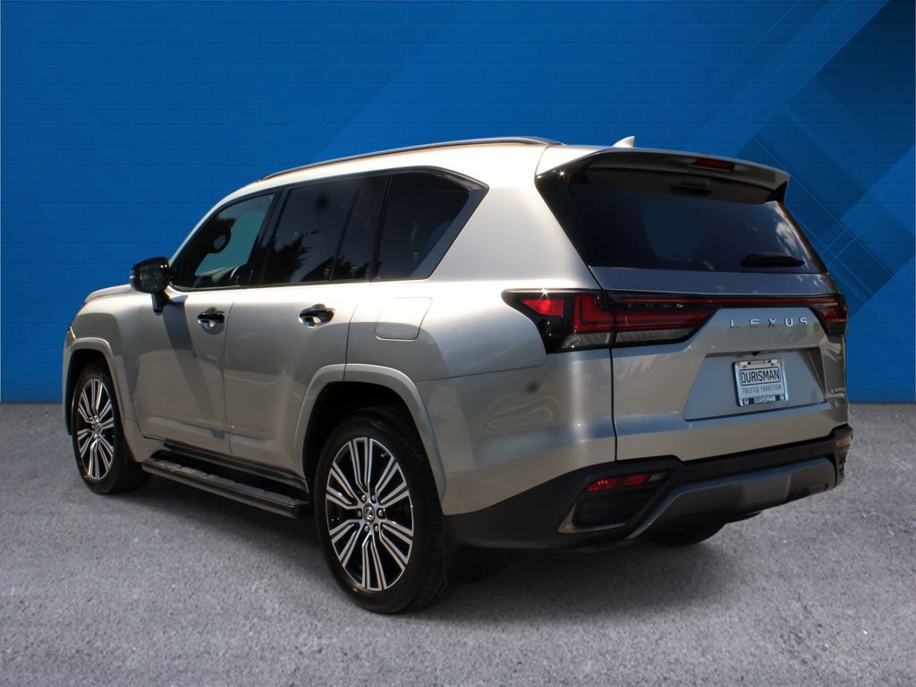 Used 2023 Lexus LX 600 4WD w/ Appearance Package image 7