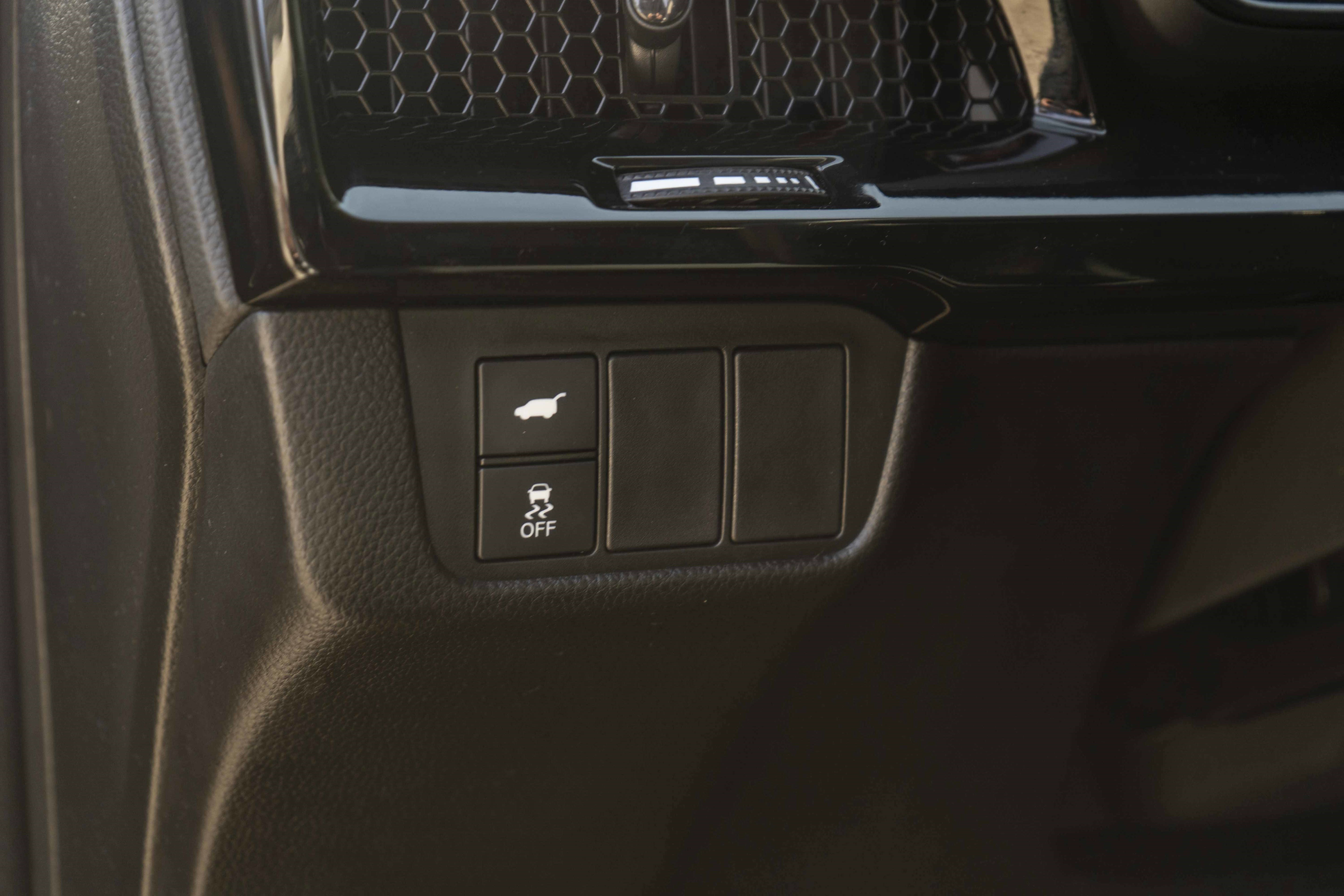 Used 2025 Honda CR-V EX-L image 40