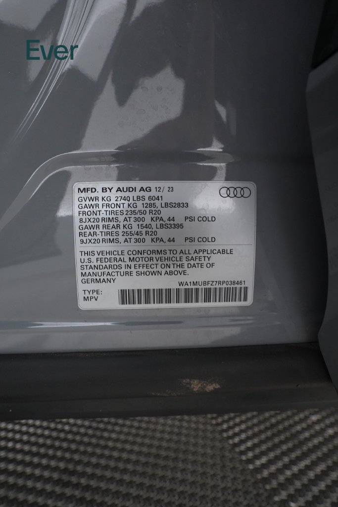 Used 2024 Audi Q4 e-tron Prestige w/ Black Optic Package AWD/4WD image 28