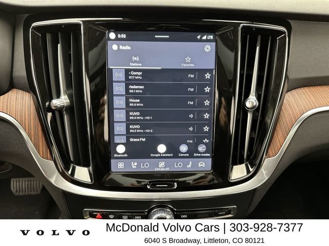 Certified 2025 Volvo S60 T8 Plus w/ Climate Package AWD/4WD image 16