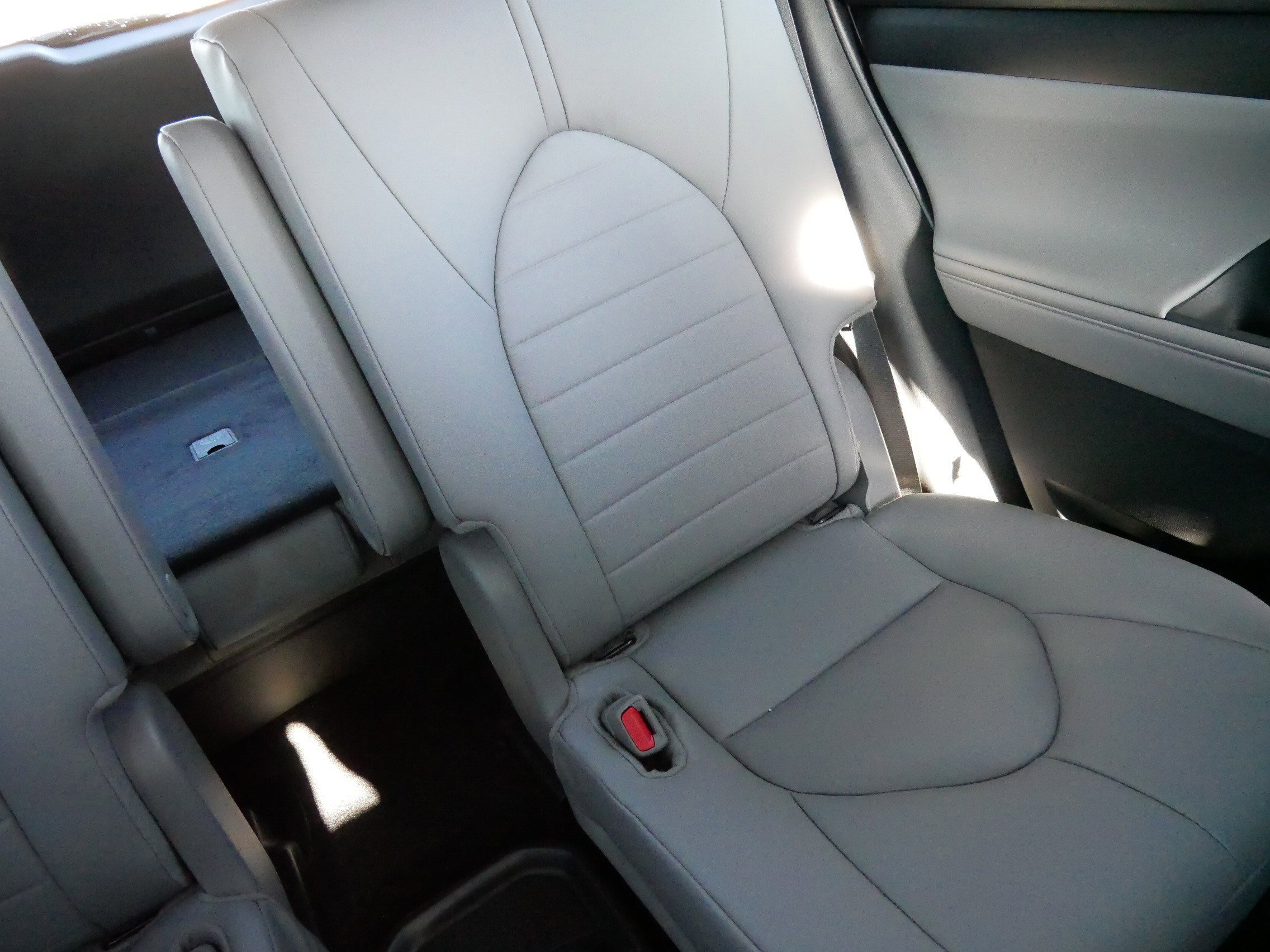 Certified 2026 Toyota Highlander XLE image 14