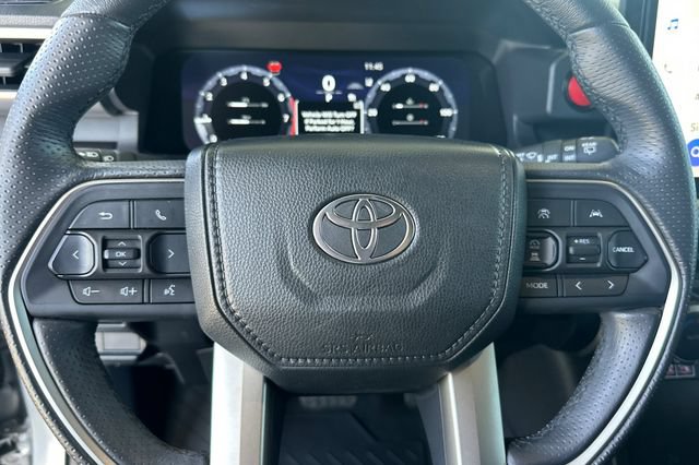 Used 2025 Toyota 4Runner TRD Off-Road Premium AWD/4WD image 29