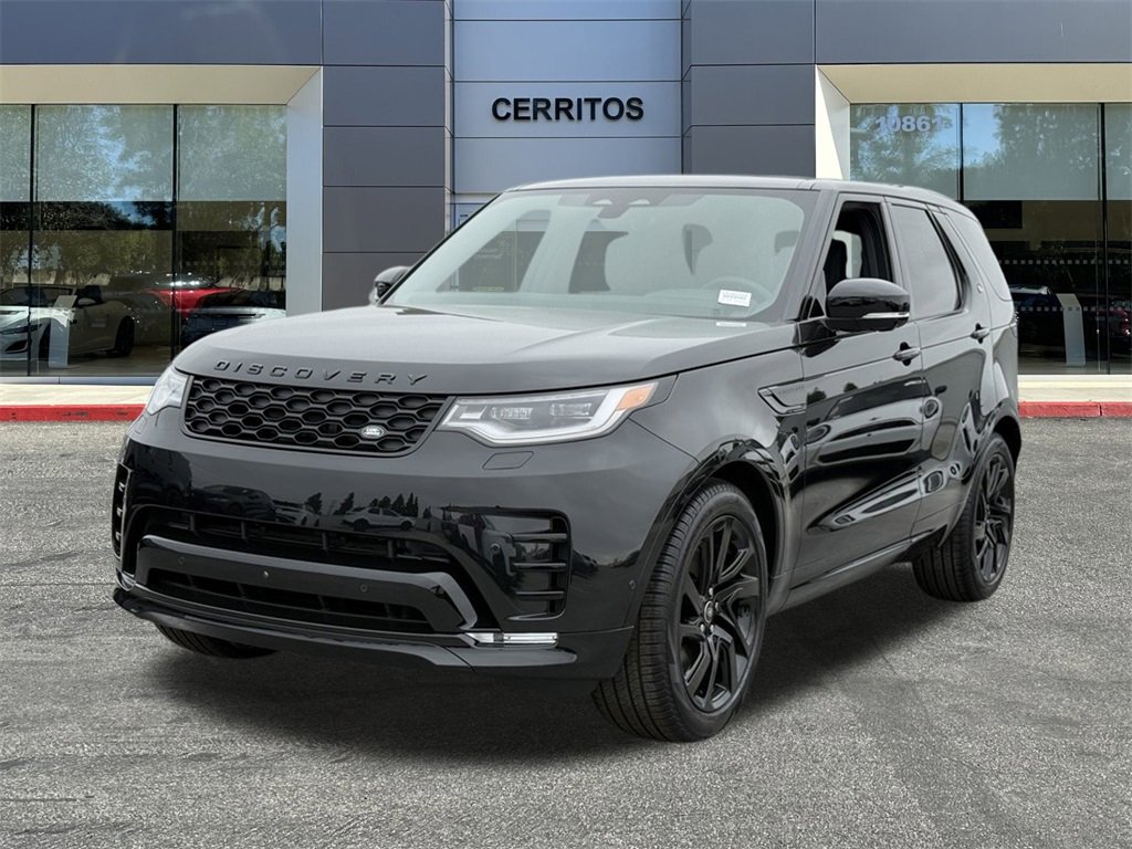 New 2025 Land Rover Discovery Dynamic SE