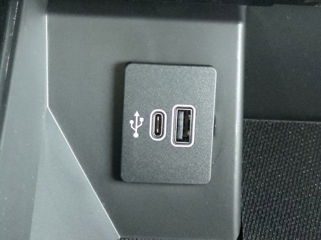 New 2025 Ford F150 Lariat w/ Equipment Group 501A Mid image 22