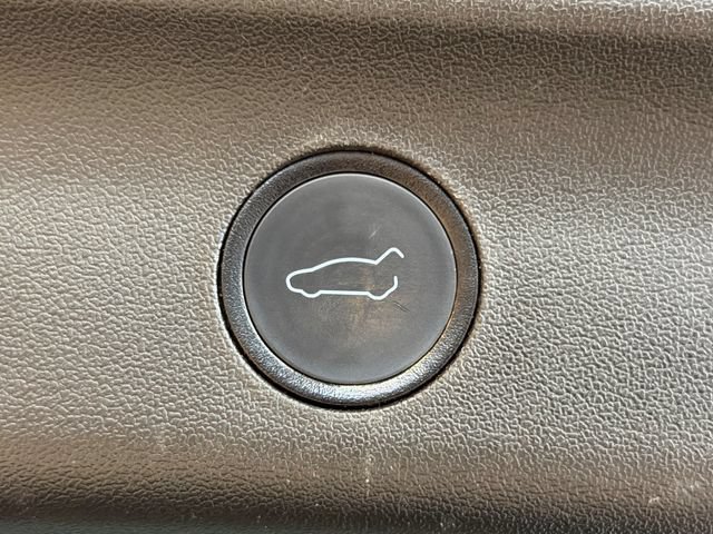 Used 2022 Tesla Model Y Performance AWD/4WD image 40