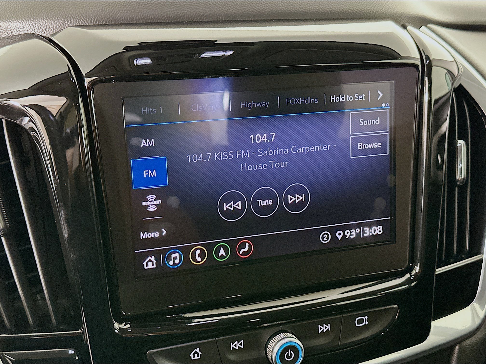 Used 2020 Chevrolet Traverse RS w/ LPO, Floor Liner Package AWD/4WD image 21