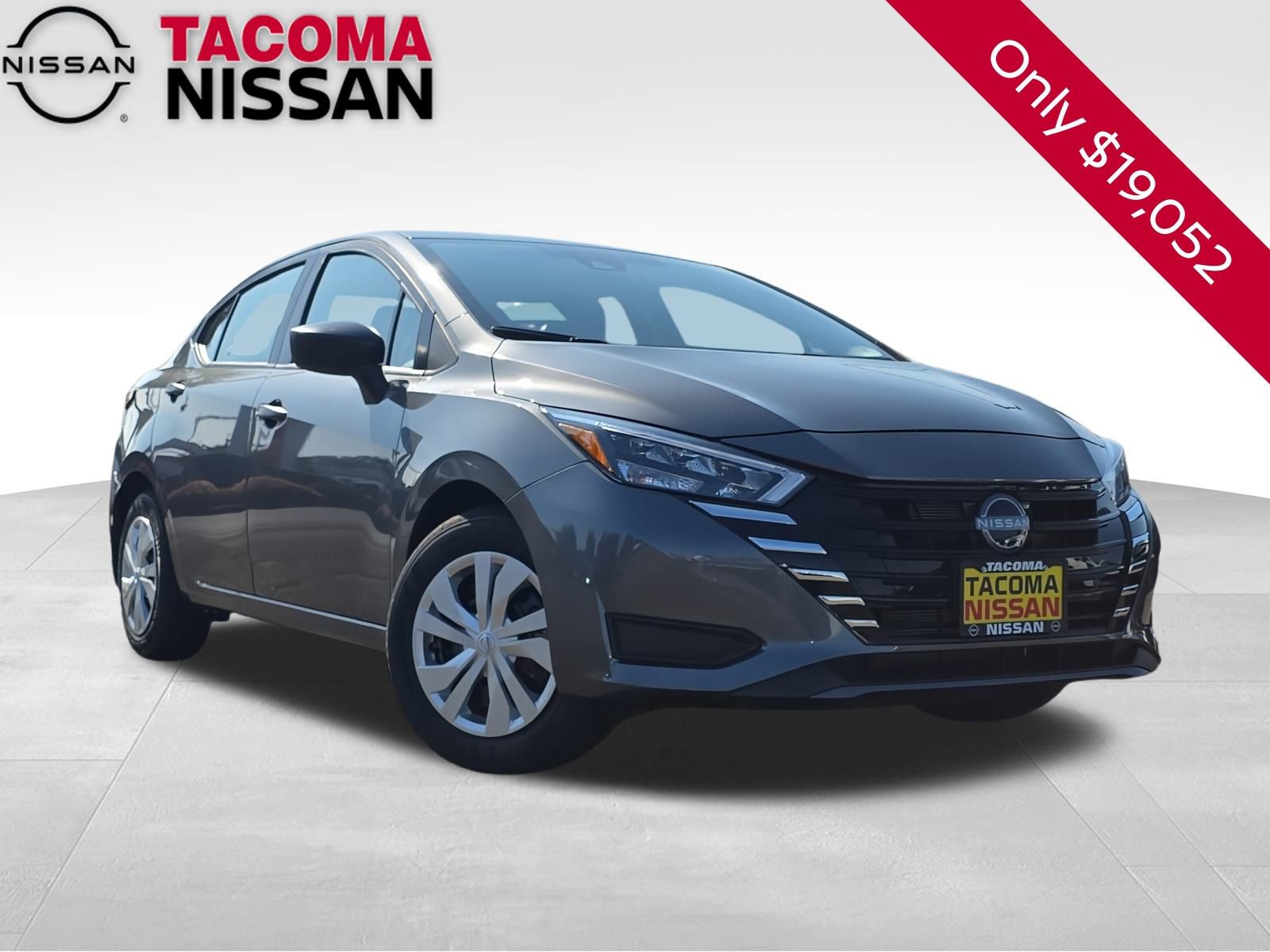 New 2025 Nissan Versa S w/ Trunk Package