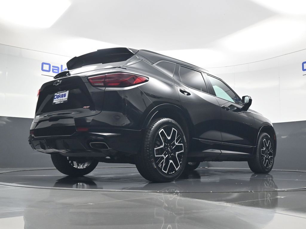 Used 2023 Chevrolet Blazer RS w/ Enhanced Convenience Package image 44