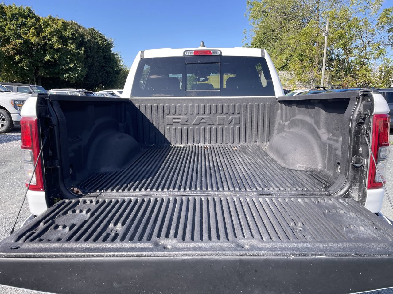 Used 2022 RAM 1500 Big Horn AWD/4WD image 21
