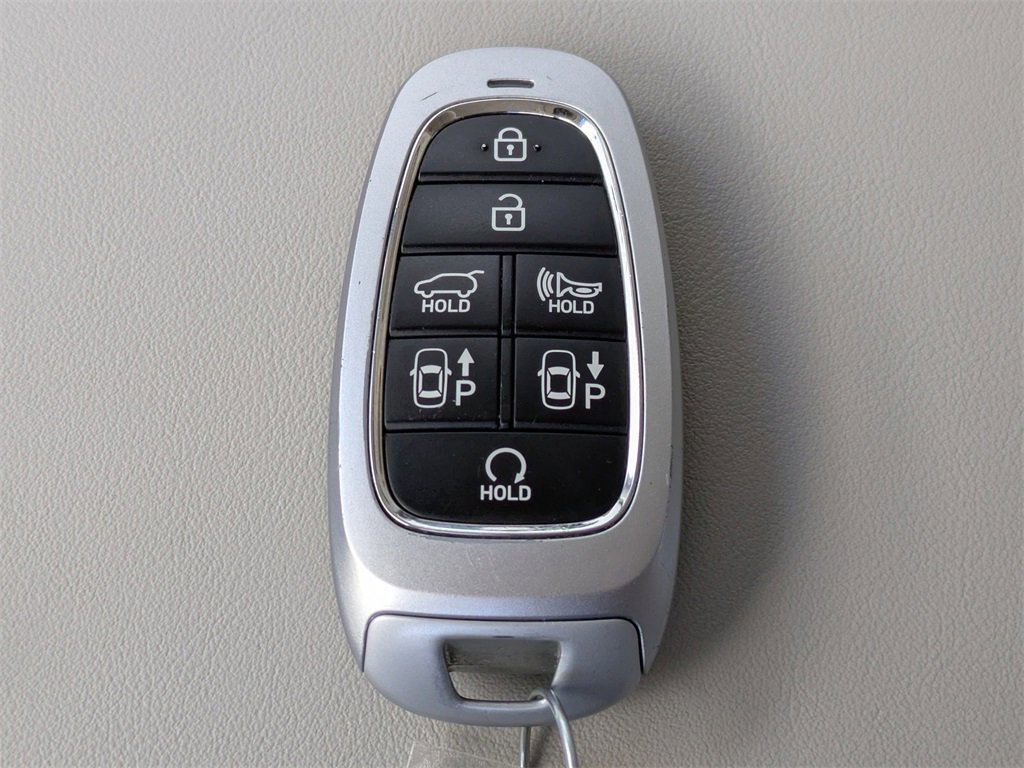 Used 2023 Hyundai Palisade Calligraphy image 35