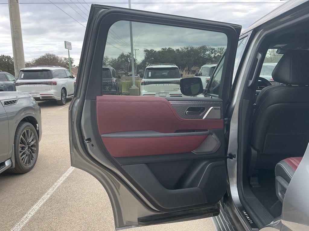 Certified 2026 INFINITI QX80 Autograph image 28