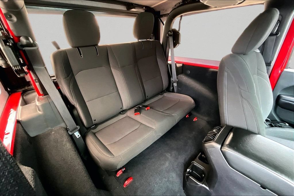 Used 2018 Jeep Wrangler Sport AWD/4WD image 26