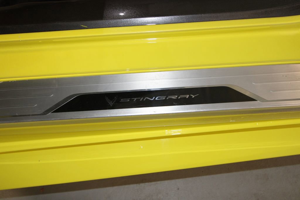 Used 2023 Chevrolet Corvette Stingray Premium Conv w/ Battery Protection Package image 7