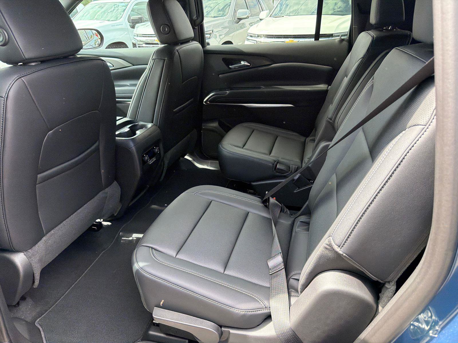 New 2026 Chevrolet Traverse LT AWD/4WD image 12