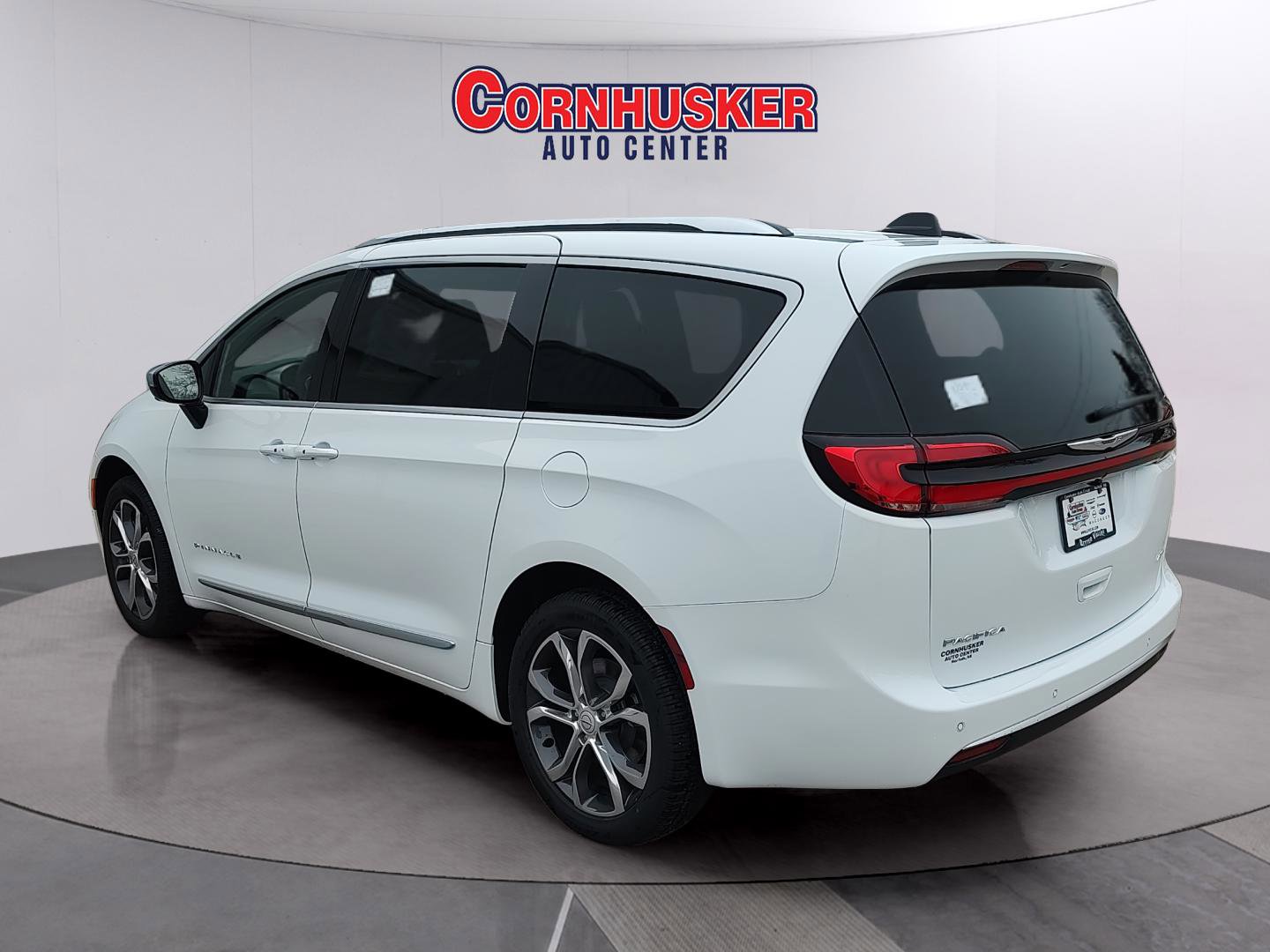 New 2026 Chrysler Pacifica Pinnacle image 6