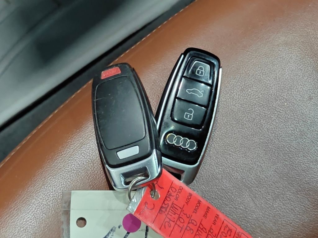 Used 2019 Audi Q8 Premium w/ Convenience Package image 14