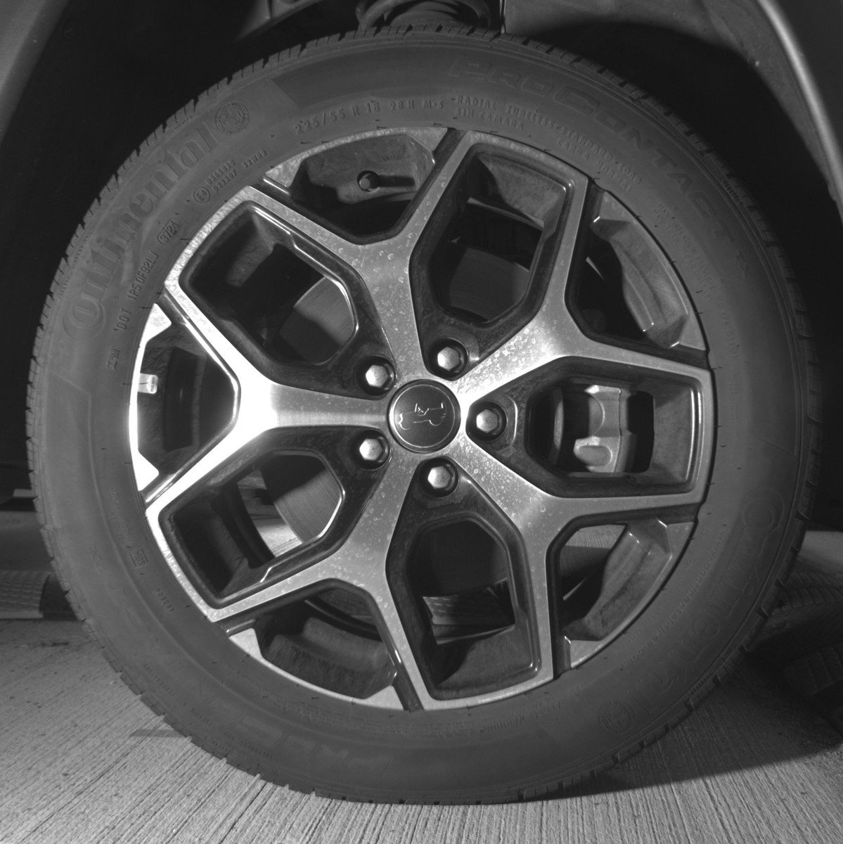 Used 2025 Jeep Compass Limited image 13