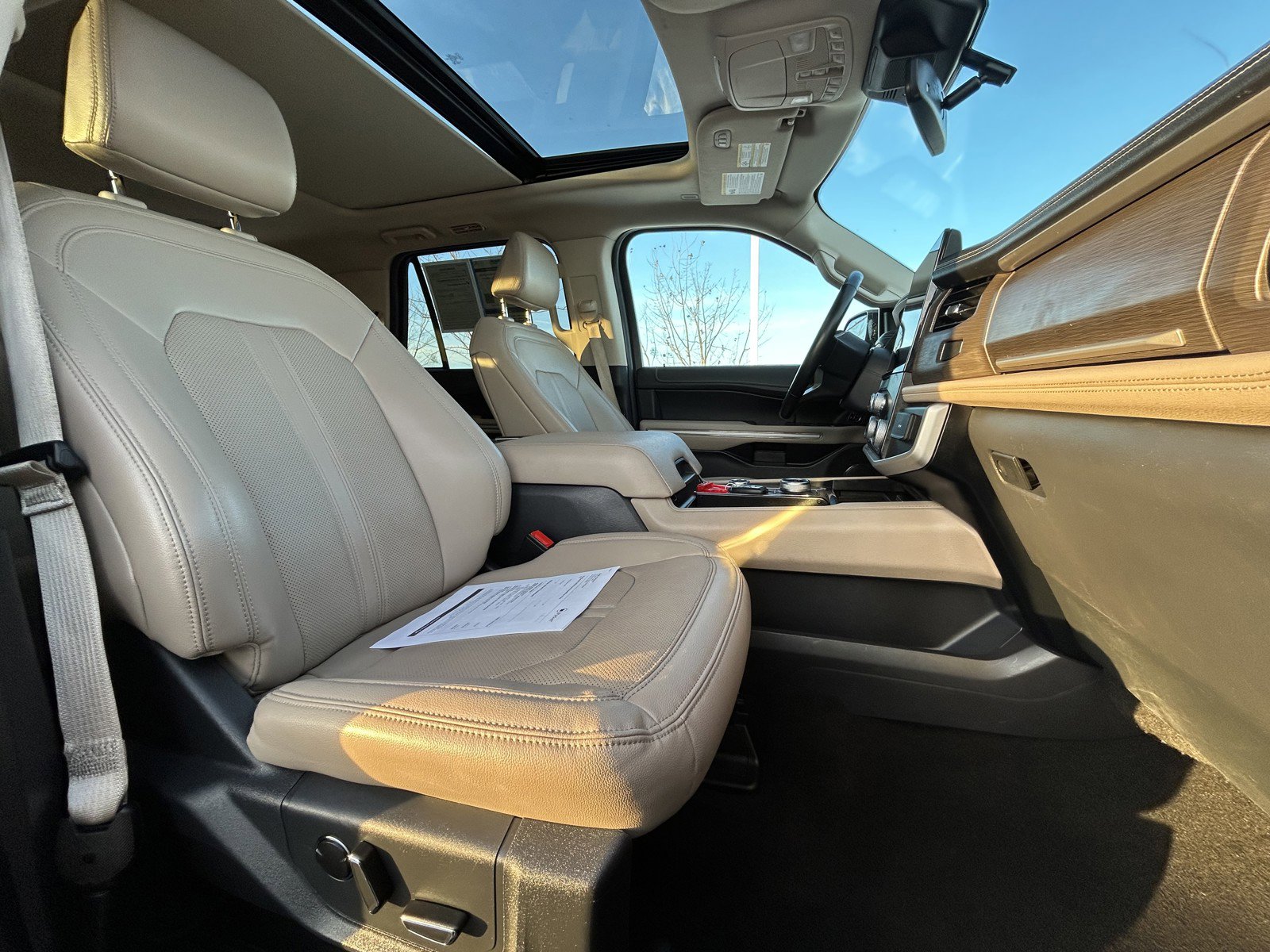 Used 2024 Ford Expedition Max Limited image 20