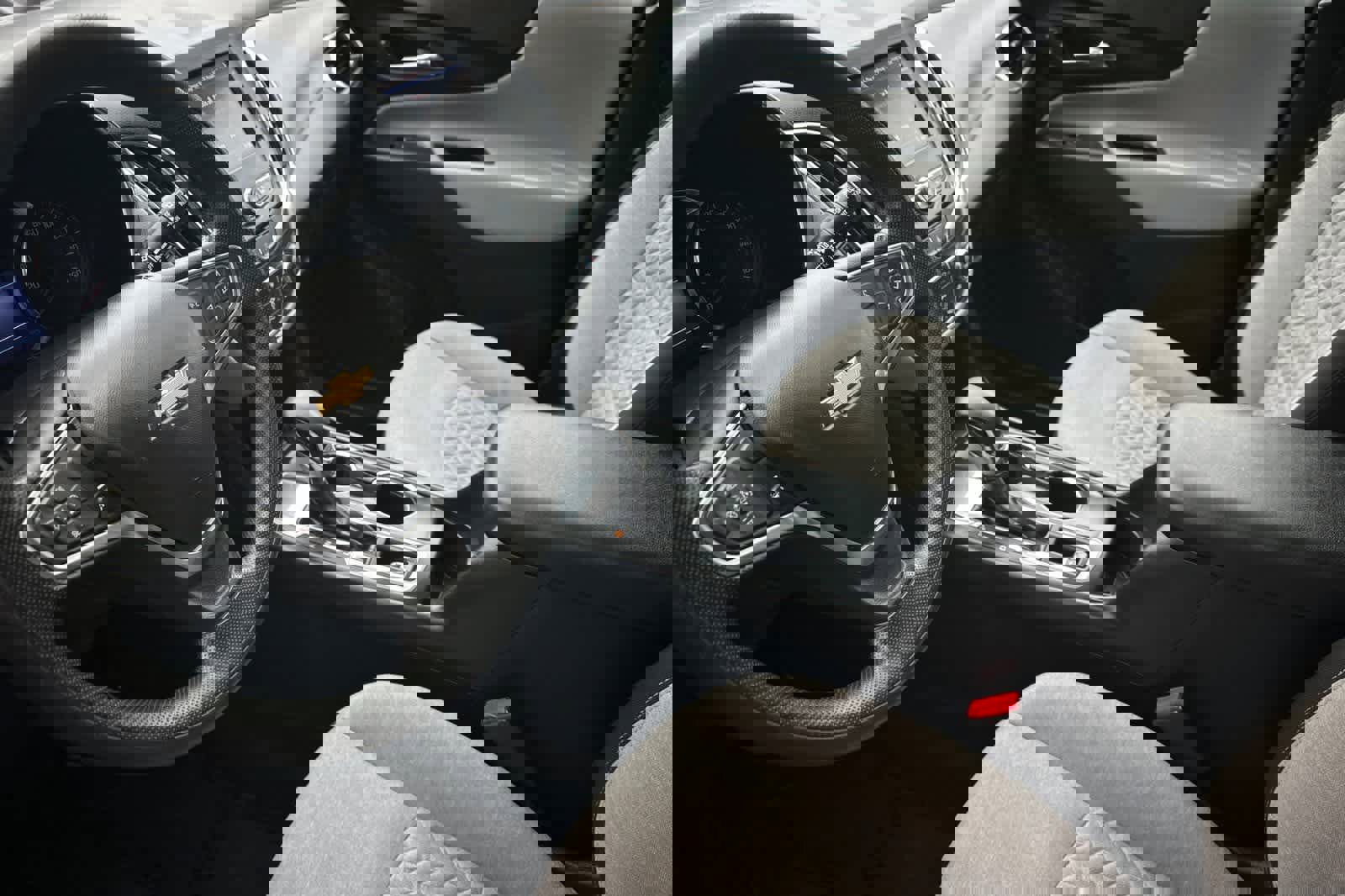 Used 2023 Chevrolet Equinox LT image 12