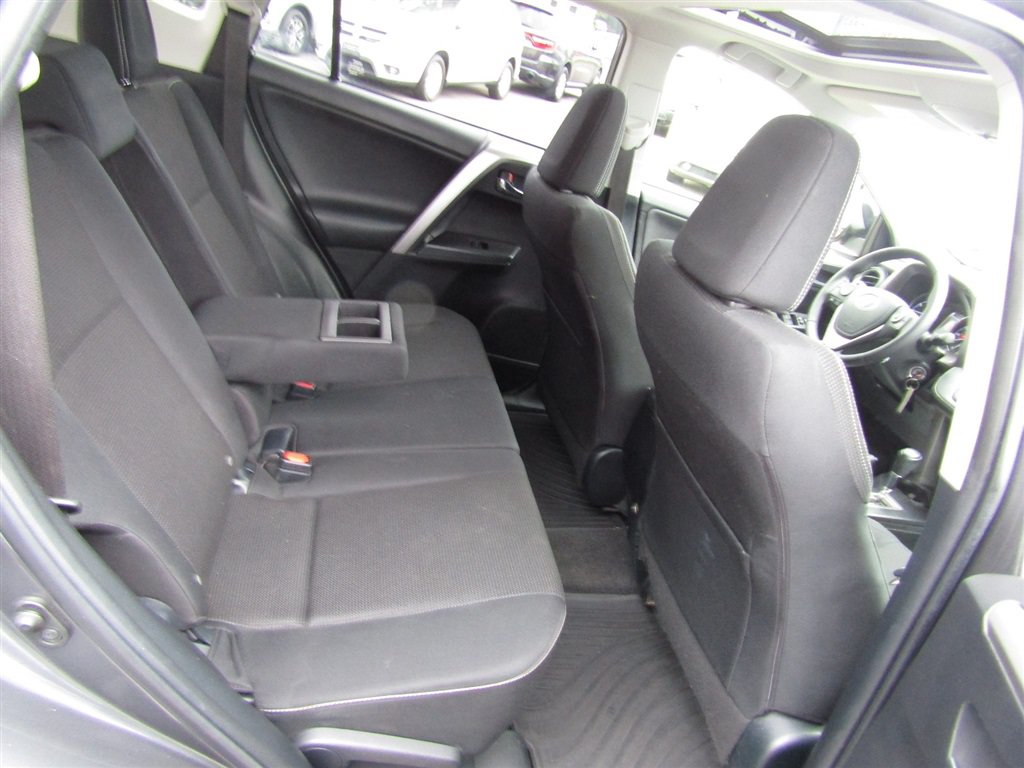 Used 2016 Toyota RAV4 XLE AWD/4WD image 21