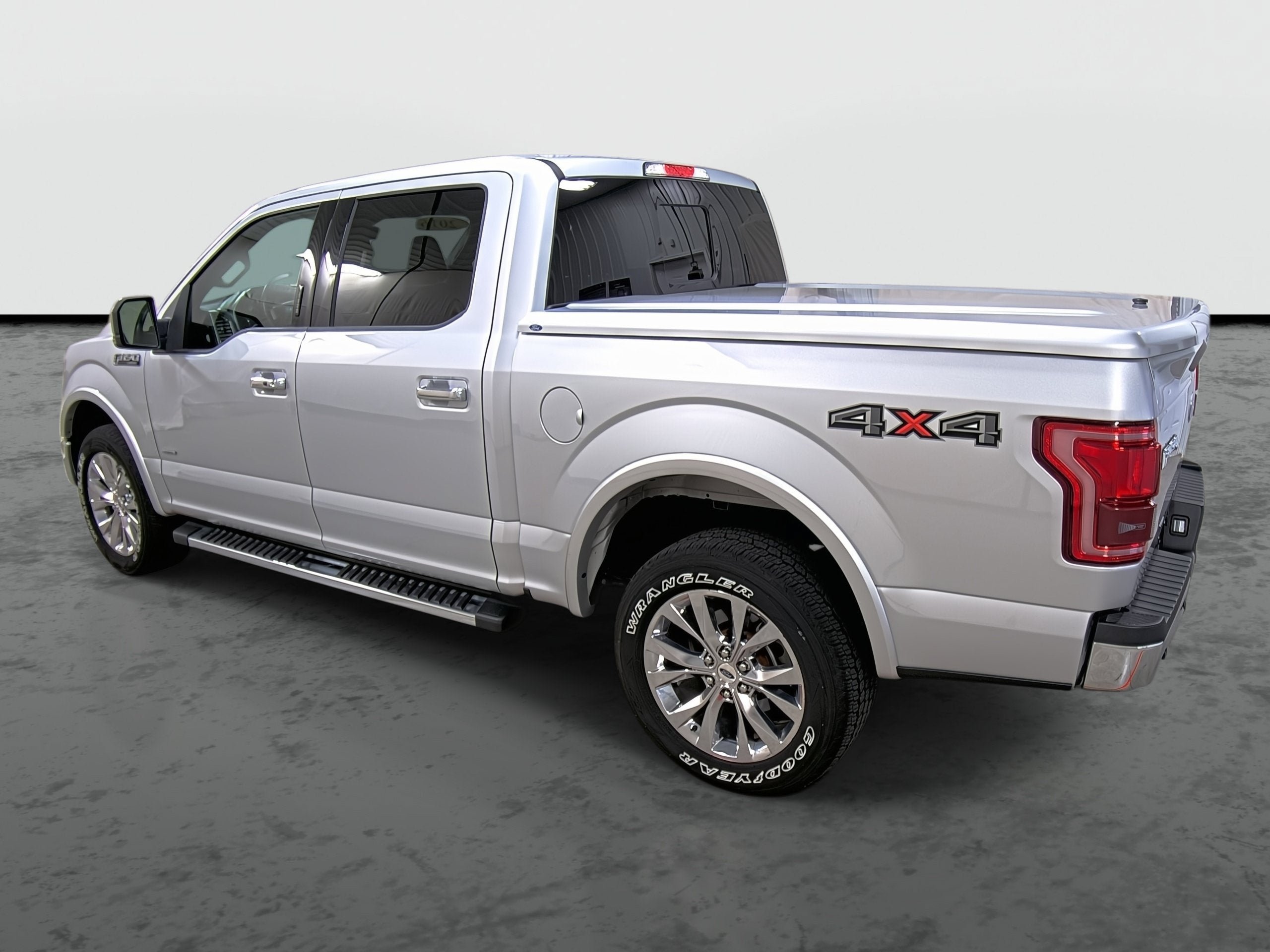 Used 2016 Ford F150 Lariat w/ Equipment Group 502A Luxury AWD/4WD image 2
