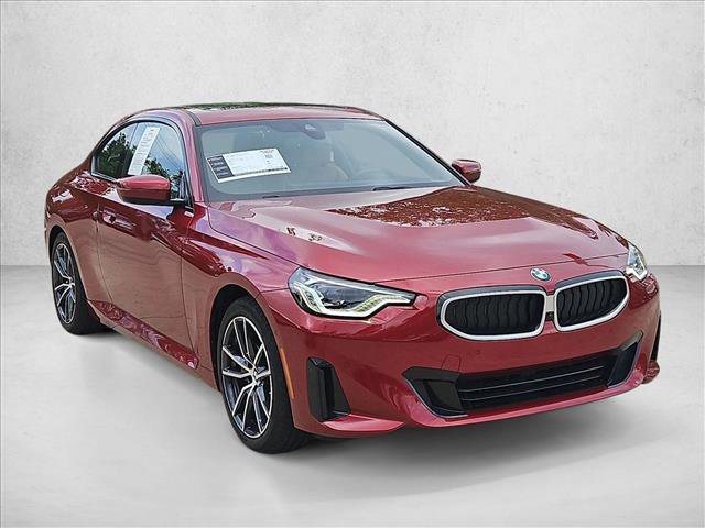 Used 2025 BMW 230i Coupe image 3