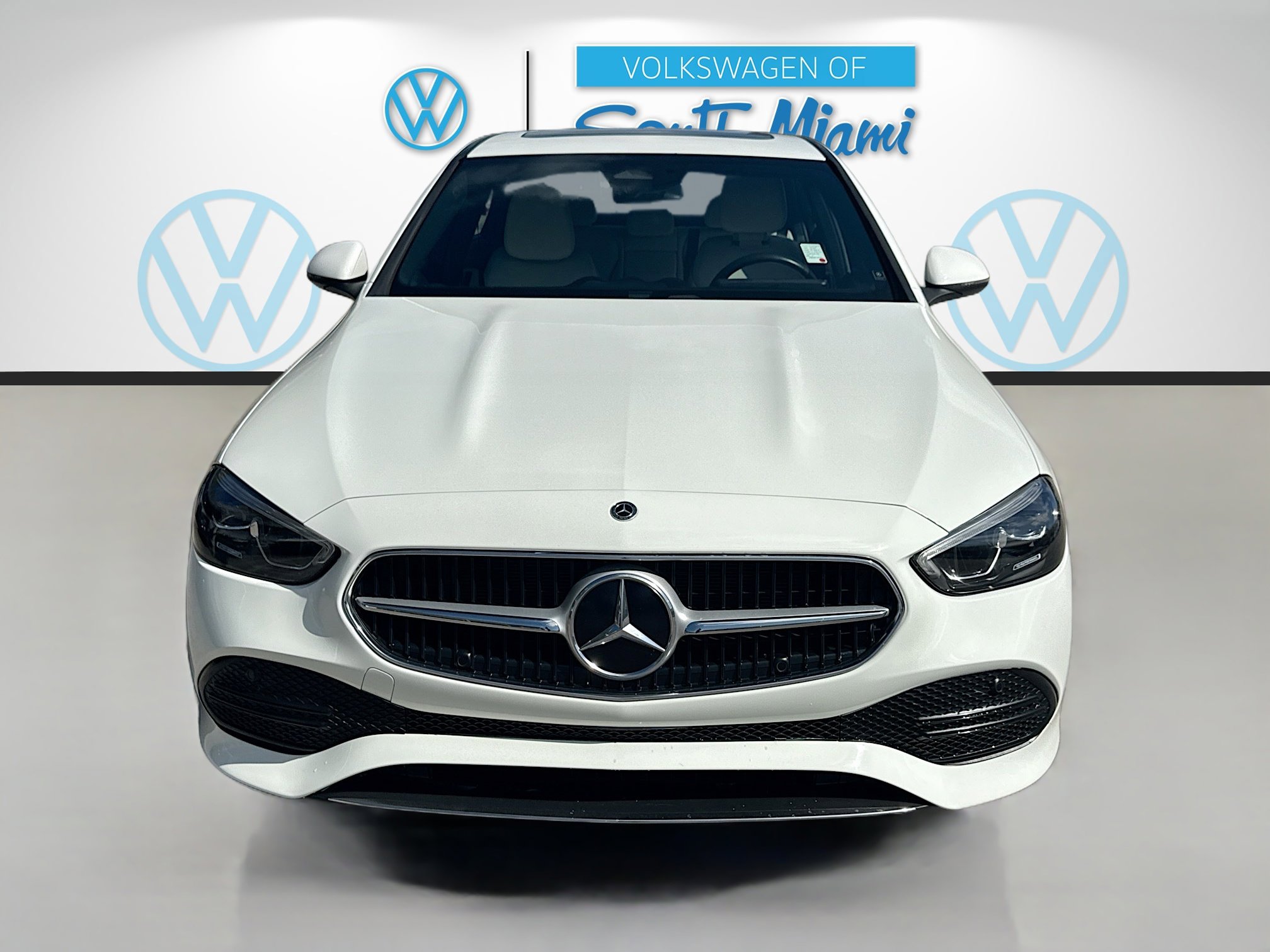 Used 2024 Mercedes-Benz C 300 Sedan image 2