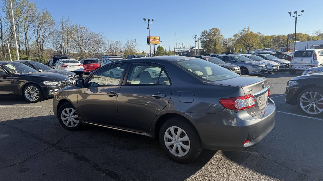Used 2011 Toyota Corolla LE image 8