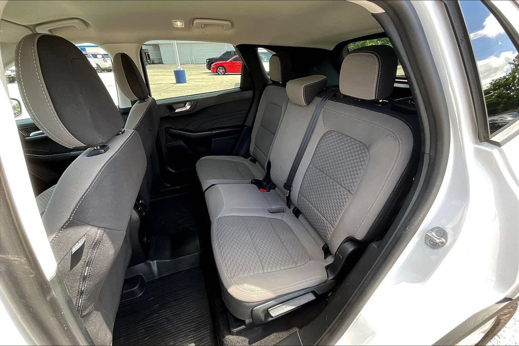 Used 2021 Ford Escape SE FWD image 7