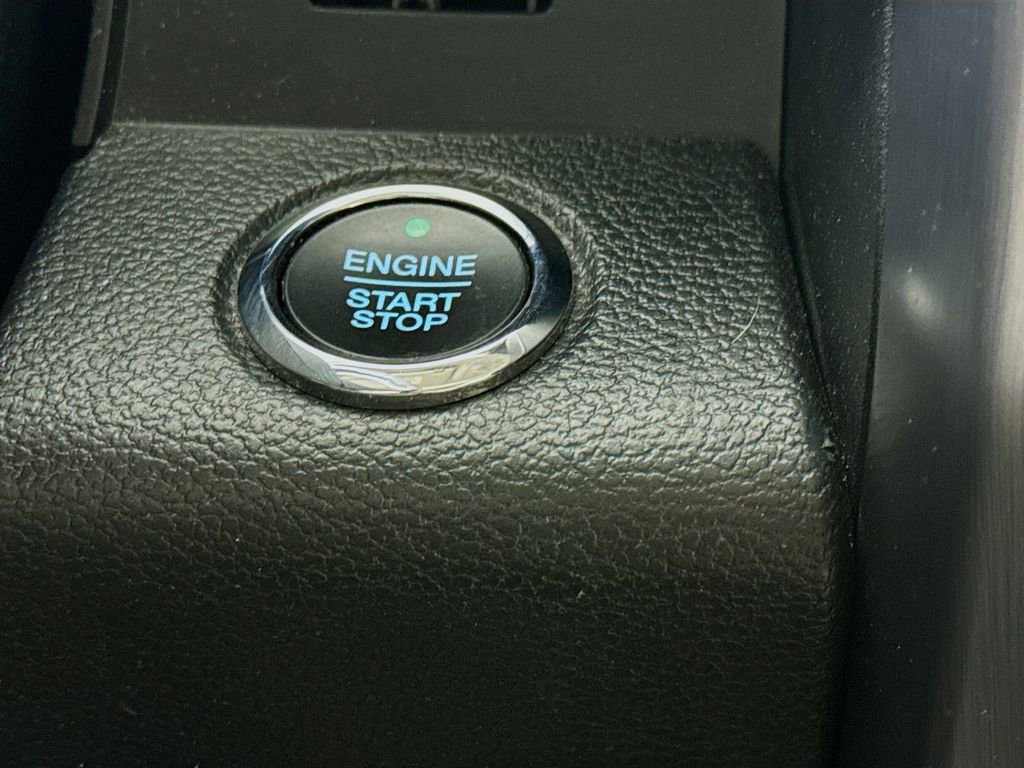 Used 2020 Ford Expedition Platinum image 18