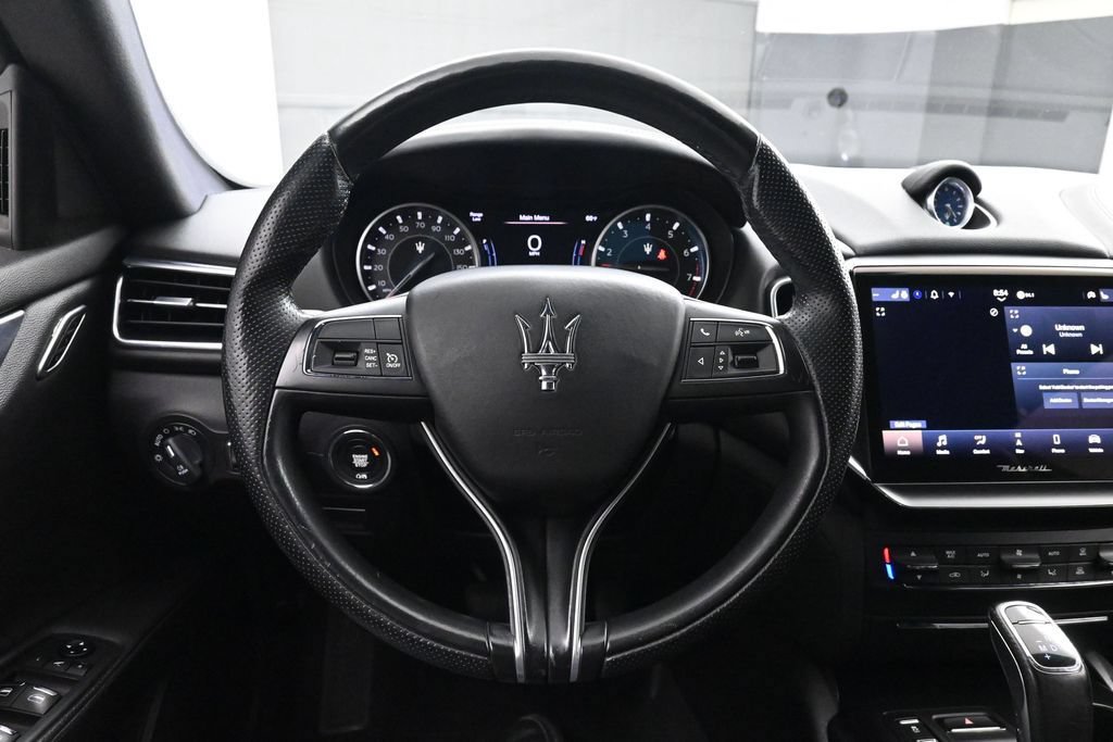 Used 2021 Maserati Ghibli S RWD image 24