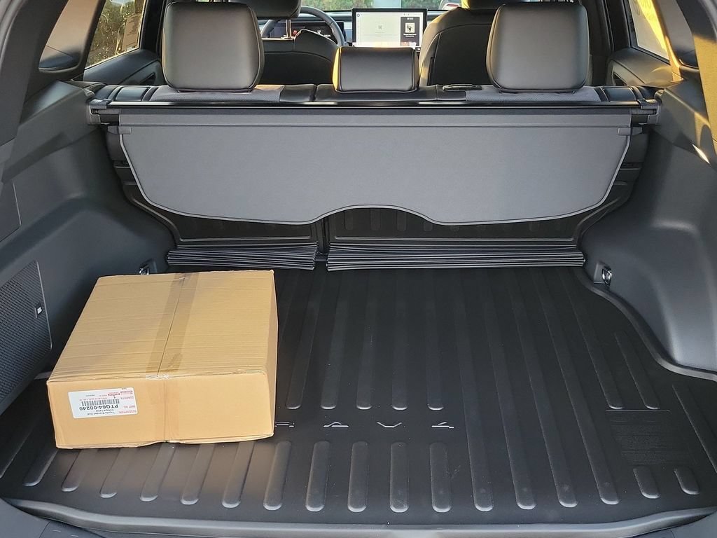 New 2026 Toyota RAV4 XSE AWD/4WD image 10