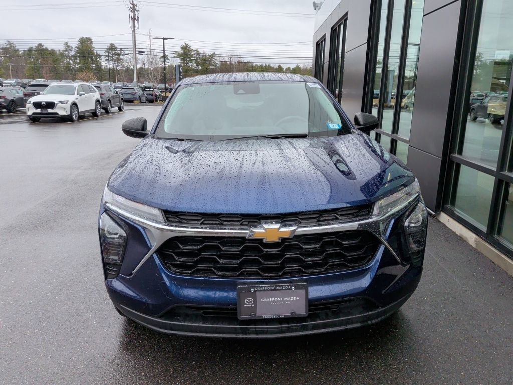 Used 2024 Chevrolet Trax LS w/ Driver Confidence Package image 2