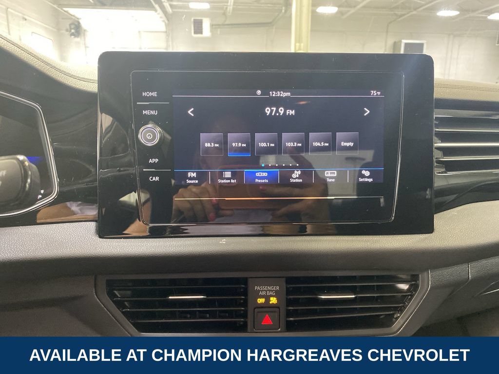 Used 2025 Volkswagen Jetta S FWD image 17