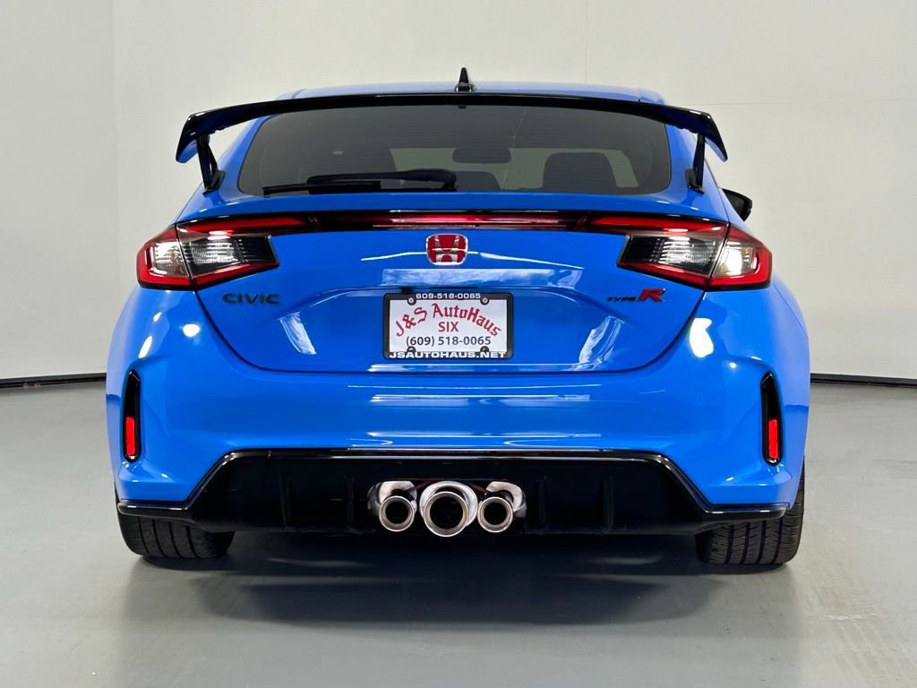 Used 2024 Honda Civic Type R image 6