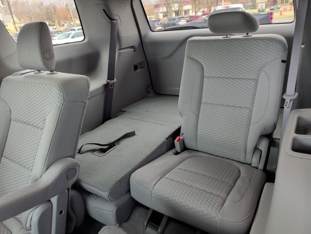 Used 2017 GMC Acadia SLE image 27