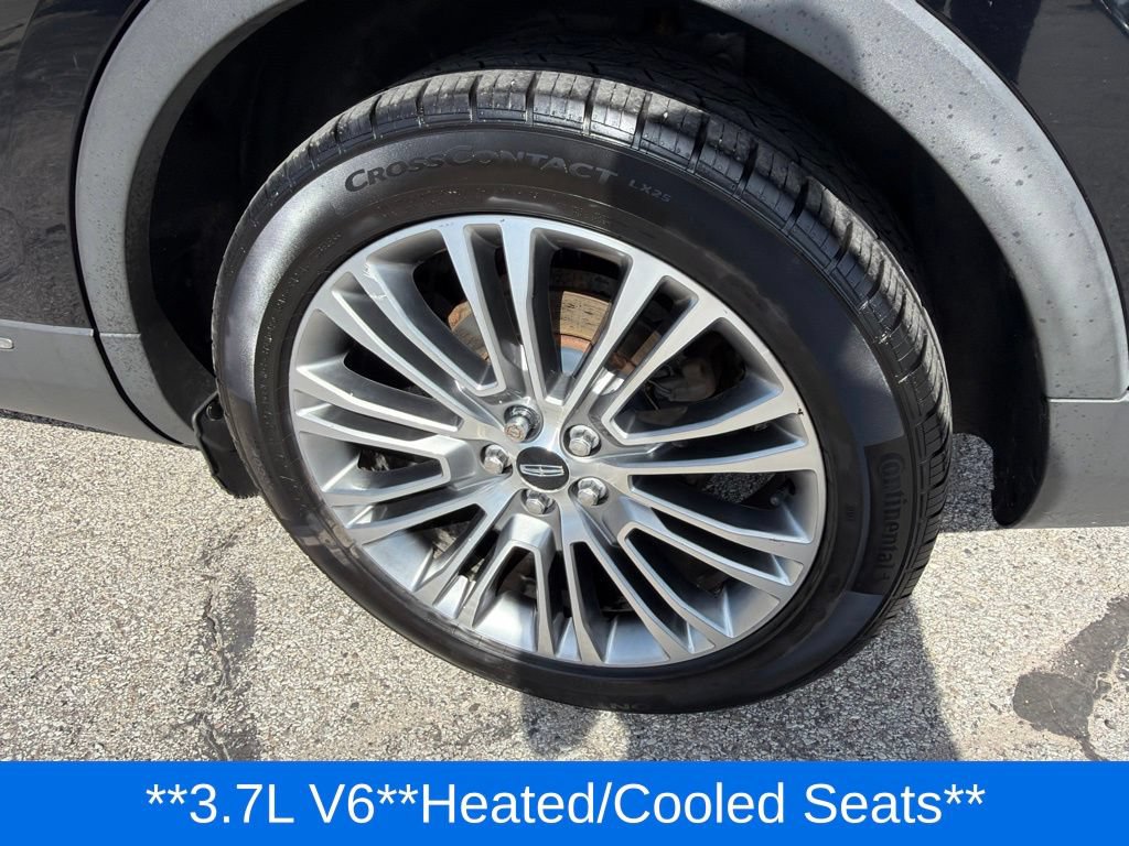 Used 2016 Lincoln MKX Reserve w/ Enhanced Security Package AWD/4WD image 26