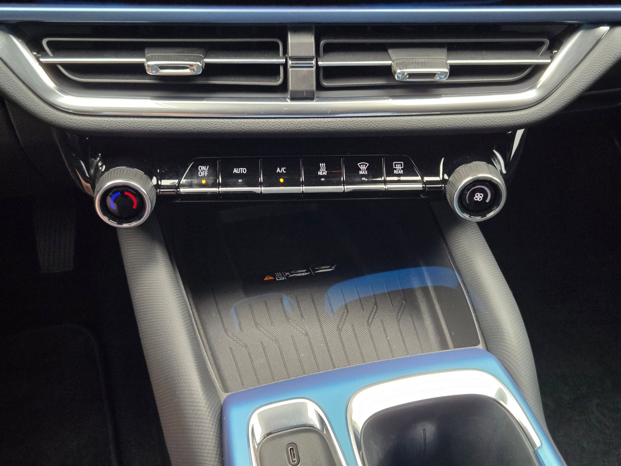 Used 2026 Chevrolet Equinox EV LT image 19