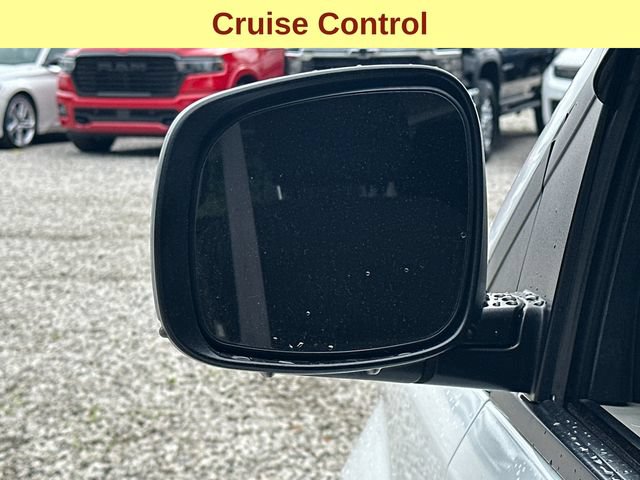 Used 2015 Dodge Grand Caravan SXT w/ UConnect Hands-Free Group FWD image 7